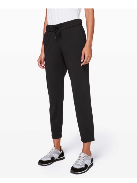 lululemon athletica Pants - Lululemon on the fly 7/8 Women's Drawstring Jogger Pants great condition